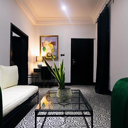 Muse Boutique Hotel Энугу Экстерьер фото