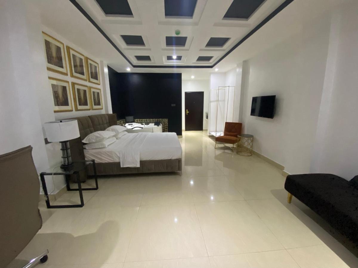 Muse Boutique Hotel Энугу Экстерьер фото