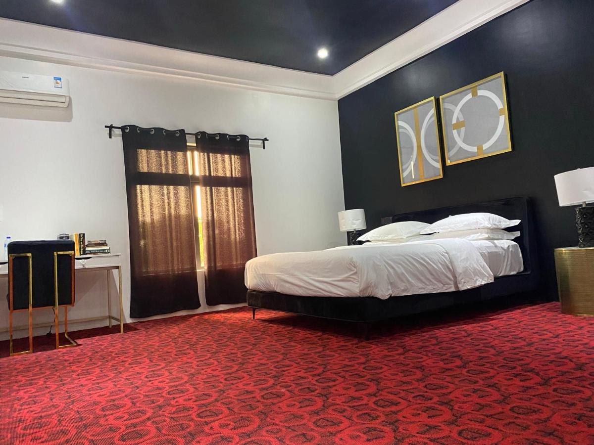 Muse Boutique Hotel Энугу Экстерьер фото
