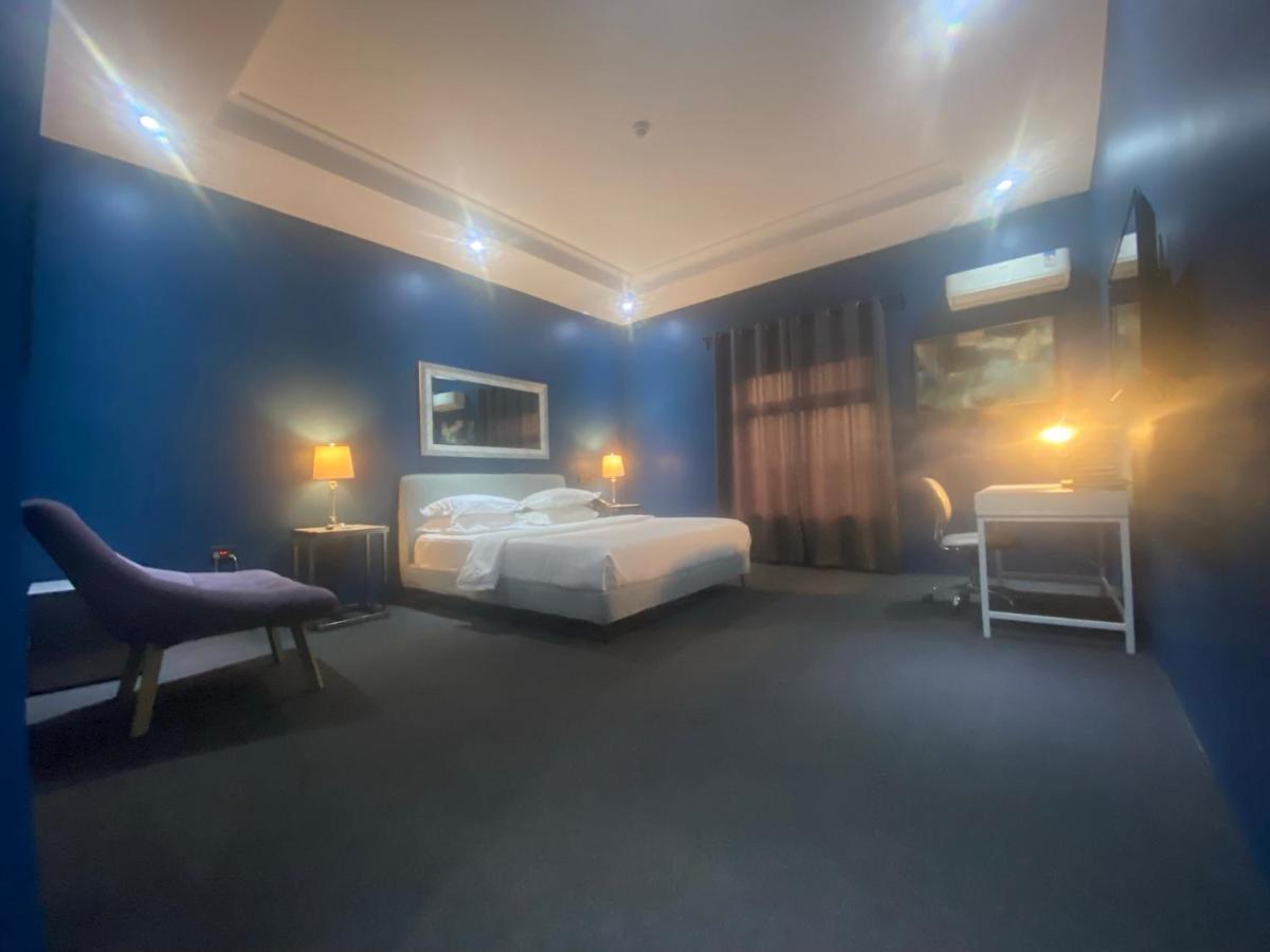 Muse Boutique Hotel Энугу Экстерьер фото