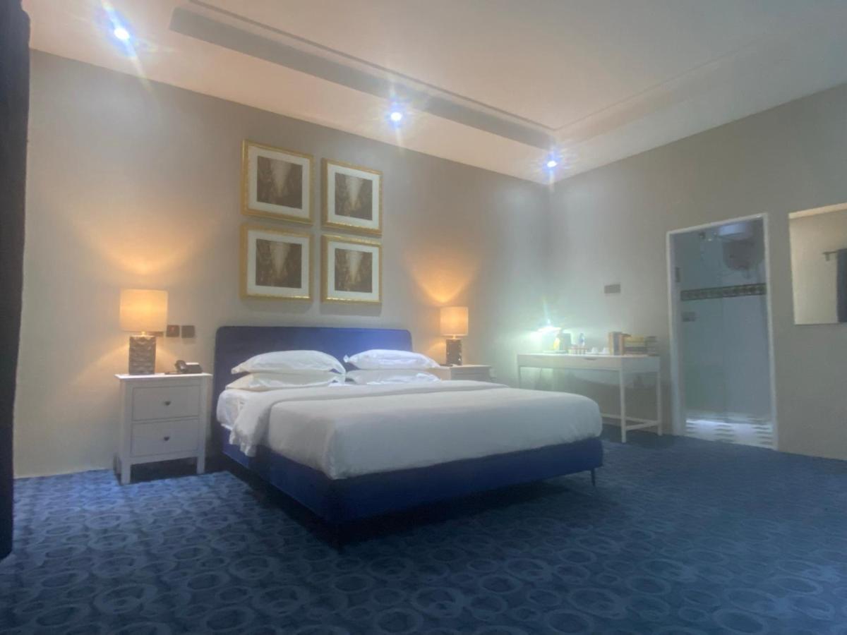 Muse Boutique Hotel Энугу Экстерьер фото