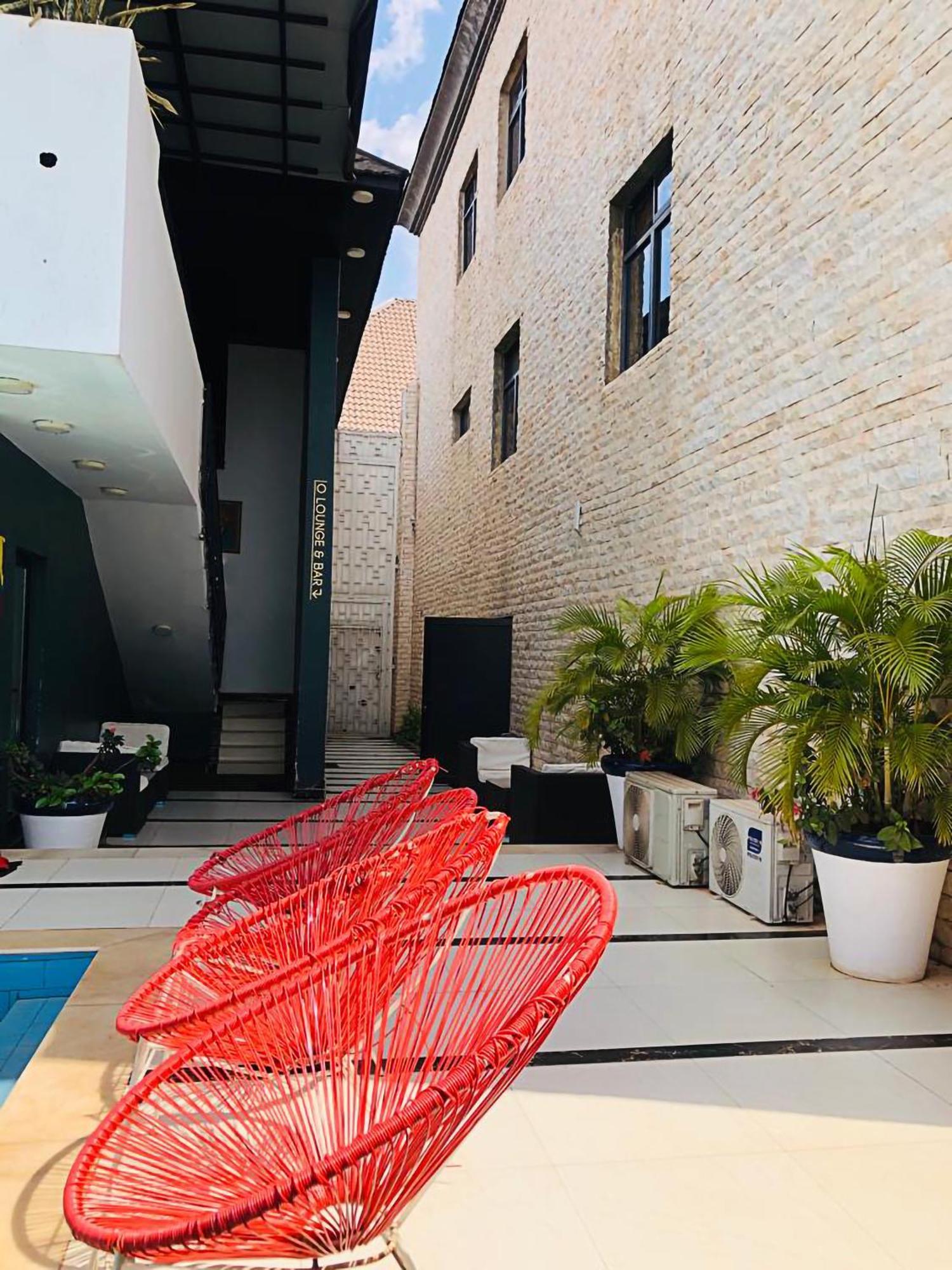 Muse Boutique Hotel Энугу Экстерьер фото